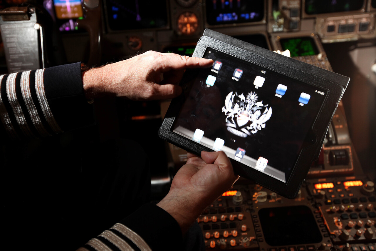 ab initio electronic flight bags (EFBs) Yocova